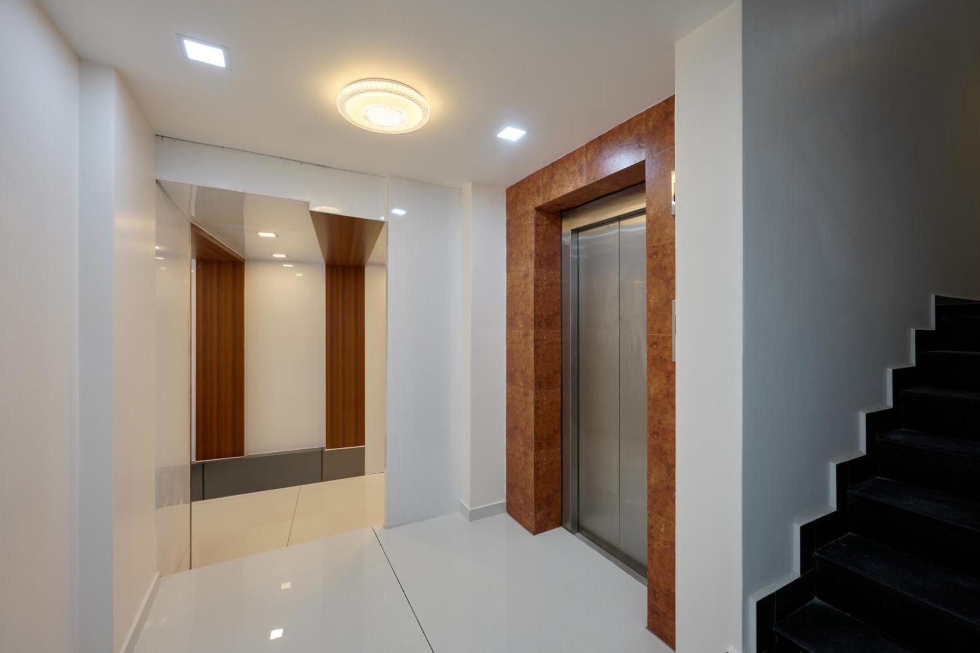 Reach Inn Kochi Exterior foto