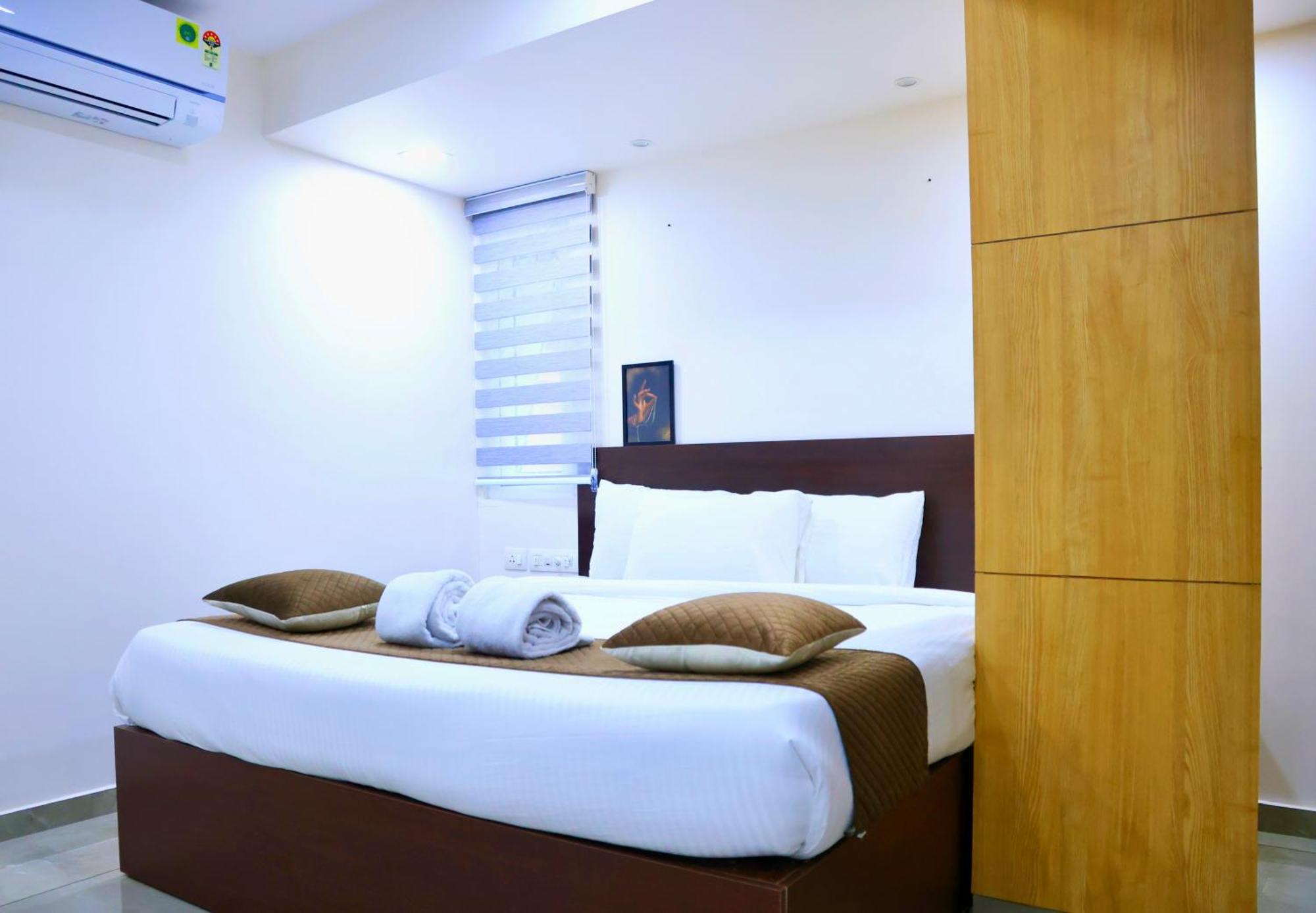 Reach Inn Kochi Exterior foto